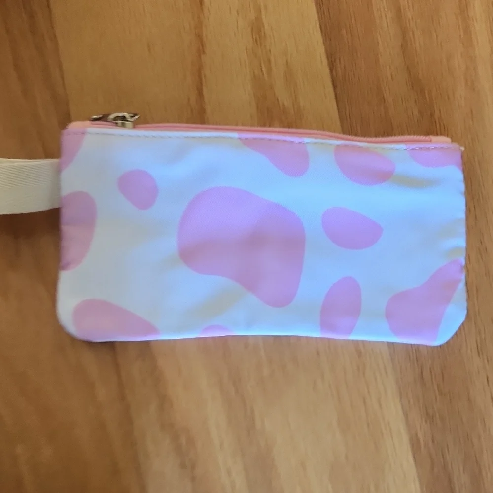 NWOT Chic Pink and White Kids Backpack Set With Insulated Lunch Bag, Pencil Case